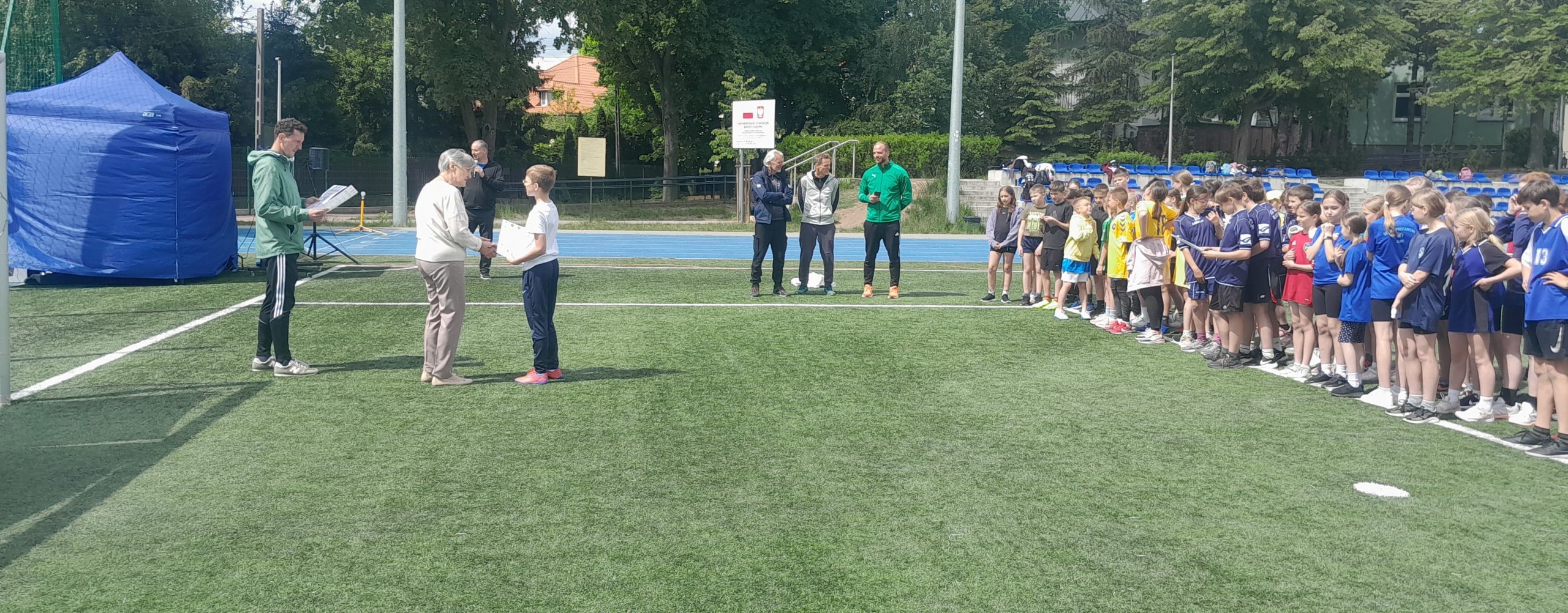 POWIATOWE IGRZYSKA DZIECI W TRÓJBOJU LEKKOATLETYCZNYM DZIEWCZĄT I CHŁOPCÓW